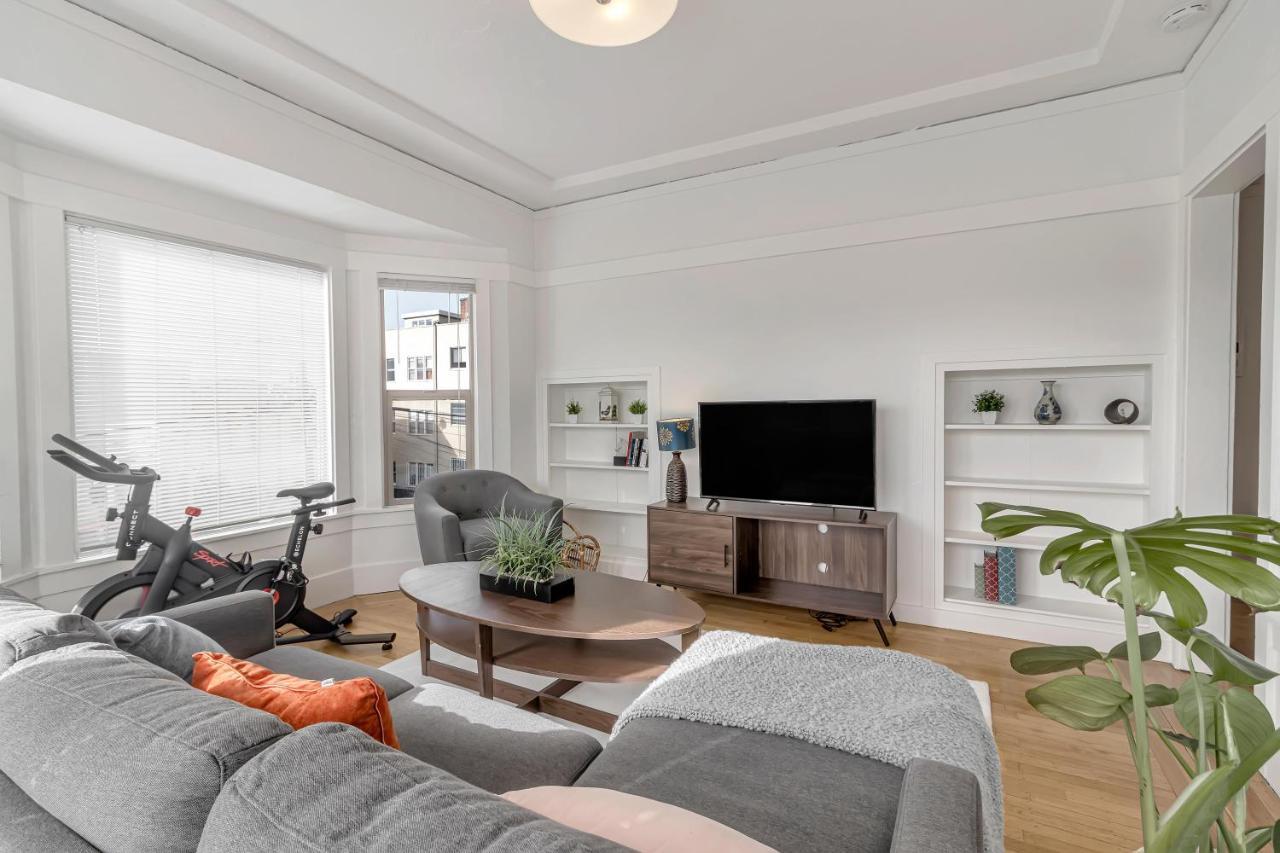 Urban Oasis Close To Bart, Shops, Restaurants In Oakland Bagian luar foto